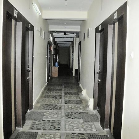 Hotel Lalit Palace Babina Εξωτερικό φωτογραφία