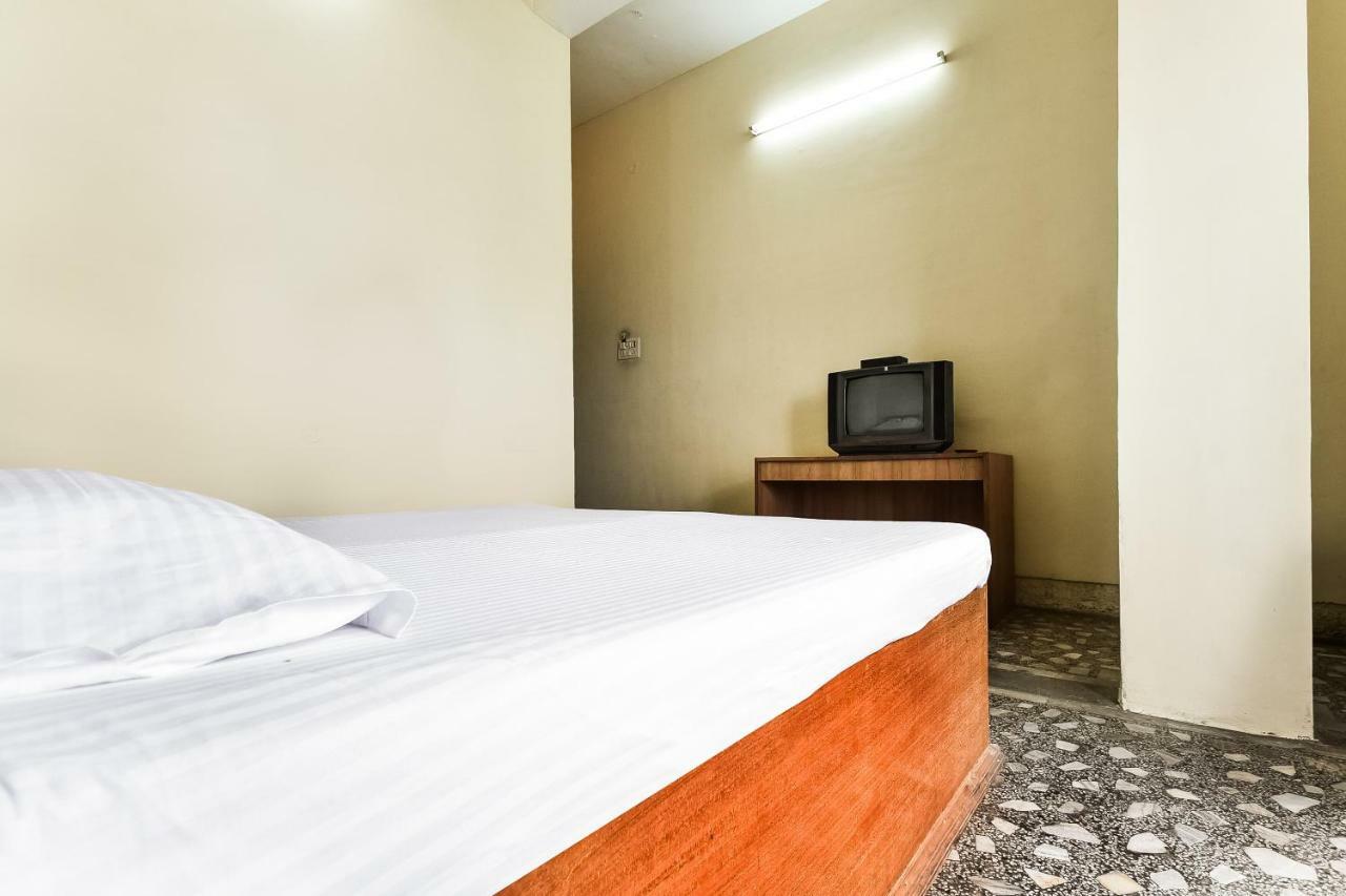 Hotel Lalit Palace Babina Εξωτερικό φωτογραφία